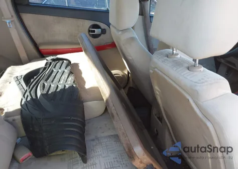 2005 Chevrolet Equinox Ls z USA, uszkodzony, nr VIN 2CNDL23F656177229